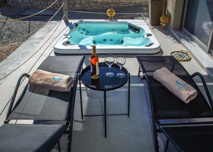 Aquamarine Luxury - Stegna - Beachfront, Jacuzzi , Smart Home, Great View Архангелос