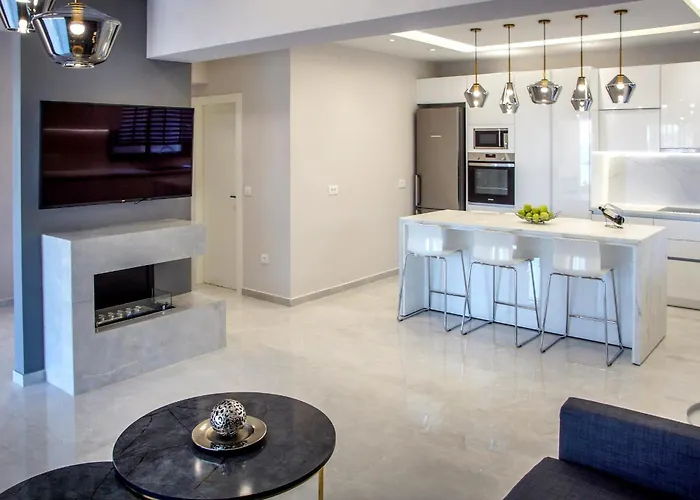 Aquamarine Luxury - Stegna - Beachfront, Jacuzzi , Smart Home, Great View * Архангелос