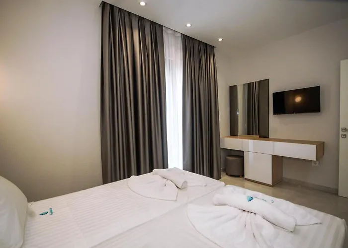 Aquamarine Luxury - Stegna - Beachfront, Jacuzzi , Smart Home, Great View Апартаменты Архангелос