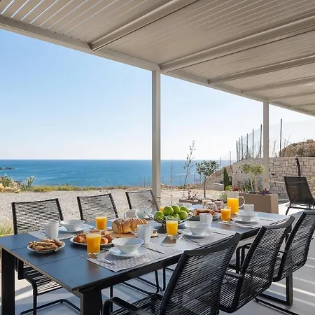 Aquamarine Luxury - Stegna - Beachfront, Jacuzzi , Smart Home, Great View