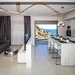 Aquamarine Luxury - Stegna - Beachfront, Jacuzzi , Smart Home, Great View *