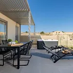 Aquamarine Luxury - Stegna - Beachfront, Jacuzzi , Smart Home, Great View Lejlighed