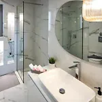アパート Aquamarine Luxury - Stegna - Beachfront, Jacuzzi , Smart Home, Great View アルハンゲロス
