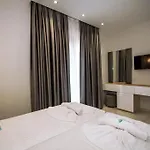 Aquamarine Luxury - Stegna - Beachfront, Jacuzzi , Smart Home, Great View アパート アルハンゲロス
