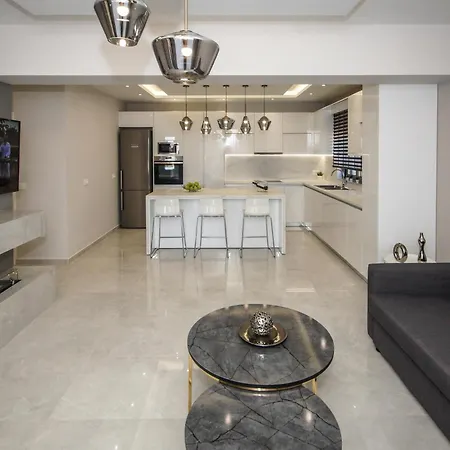 Aquamarine Luxury - Stegna - Beachfront, Jacuzzi , Smart Home, Great View *