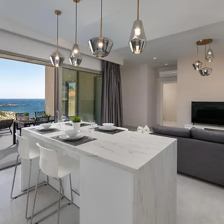 Apartment Aquamarine Luxury - Stegna - Beachfront, Jacuzzi , Smart Home, Great View *