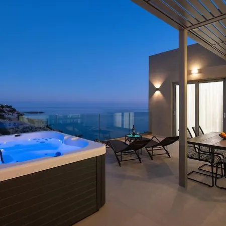 Апартаменты Aquamarine Luxury - Stegna - Beachfront, Jacuzzi , Smart Home, Great View