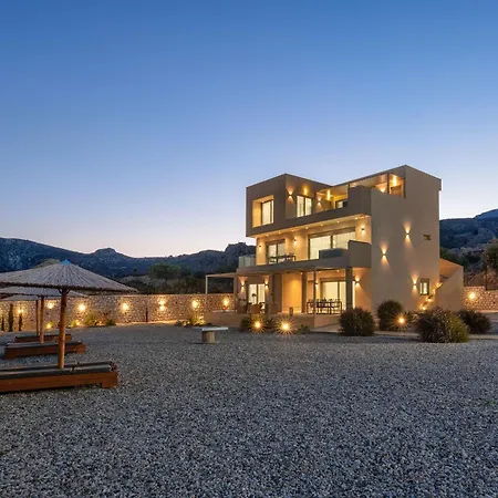 شقة Aquamarine Luxury - Stegna - Beachfront, Jacuzzi , Smart Home, Great View