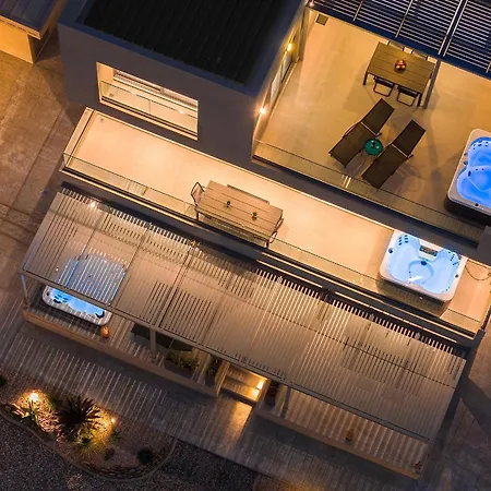 Daire Aquamarine Luxury - Stegna - Beachfront, Jacuzzi , Smart Home, Great View *