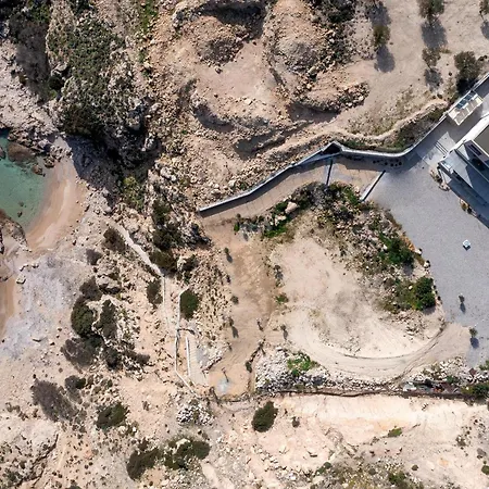 Aquamarine Luxury - Stegna - Beachfront, Jacuzzi , Smart Home, Great View Daire *