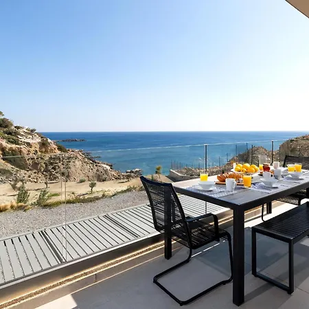 Aquamarine Luxury - Stegna - Beachfront, Jacuzzi , Smart Home, Great View Lägenhet