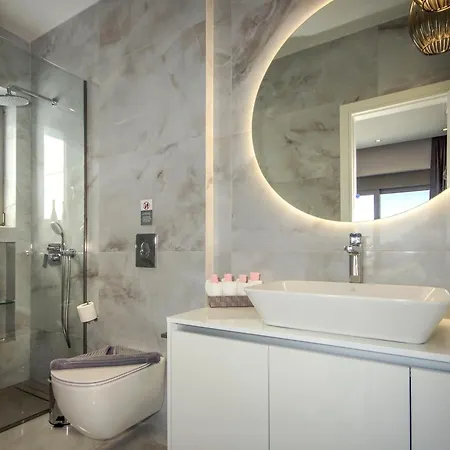 Aquamarine Luxury - Stegna - Beachfront, Jacuzzi , Smart Home, Great View