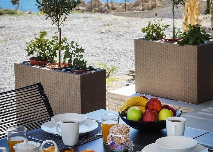 شقة Aquamarine Luxury - Stegna - Beachfront, Jacuzzi , Smart Home, Great View *