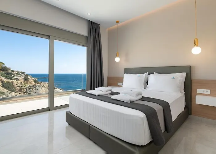 شقة Aquamarine Luxury - Stegna - Beachfront, Jacuzzi , Smart Home, Great View *