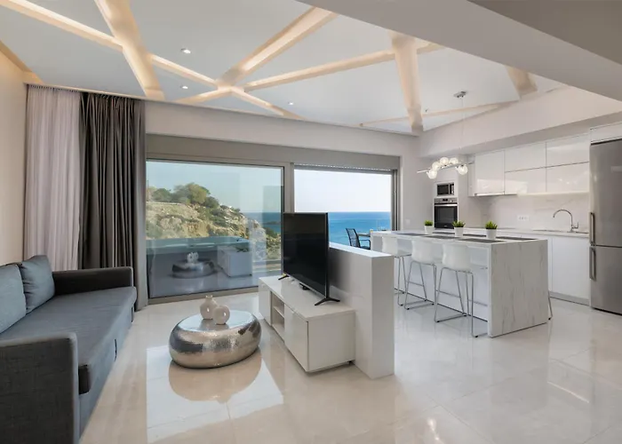 Aquamarine Luxury - Stegna - Beachfront, Jacuzzi , Smart Home, Great View 아파트 아크앤젤로스