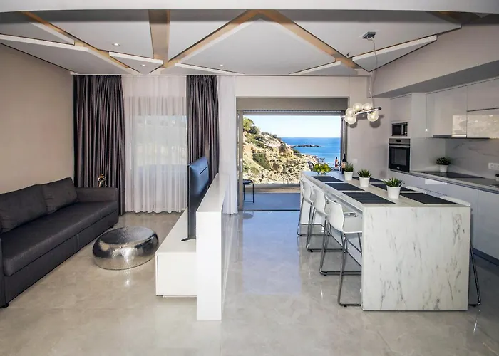 Aquamarine Luxury - Stegna - Beachfront, Jacuzzi , Smart Home, Great View *