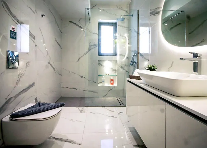 Aquamarine Luxury - Stegna - Beachfront, Jacuzzi , Smart Home, Great View *