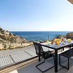 Aquamarine Luxury - Stegna - Beachfront, Jacuzzi , Smart Home, Great View Apartment