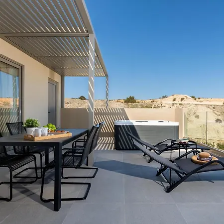 Aquamarine Luxury - Stegna - Beachfront, Jacuzzi , Smart Home, Great View Apartament