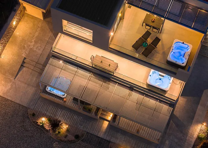 Aquamarine Luxury - Stegna - Beachfront, Jacuzzi , Smart Home, Great View * Archangelos (Rhodes)